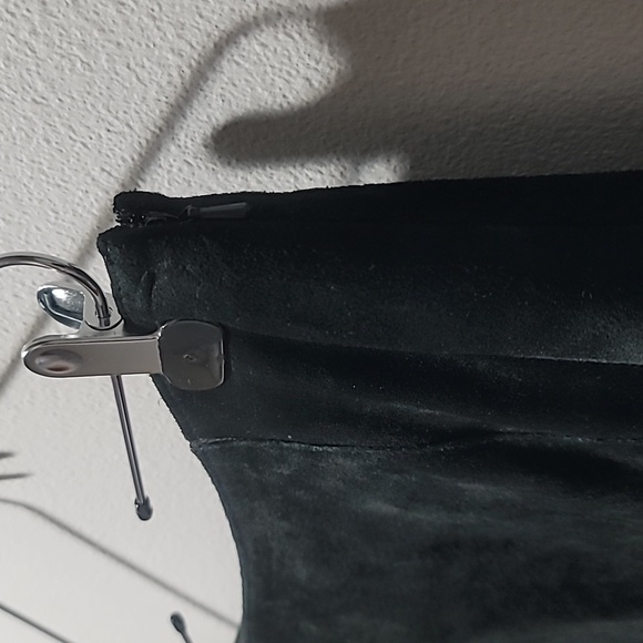 CAbi 8 Black Suede A-line Mid Calf Skirt Fall Western Boho Minimalist Fall Dress - Picture 5 of 12